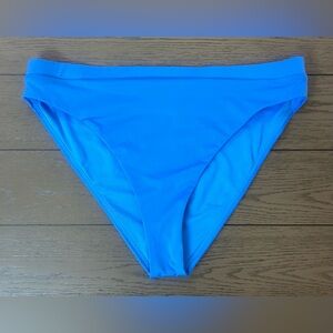 Nike Women’s Swim Bottoms In Blue Size XL New With Hygenic Liner
